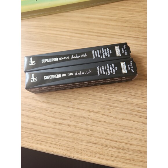 it cosmetics Other - It Cosmetics Set of 2 Superhero No-Tug Shadow Sticks in "Gallant Gold" NIB